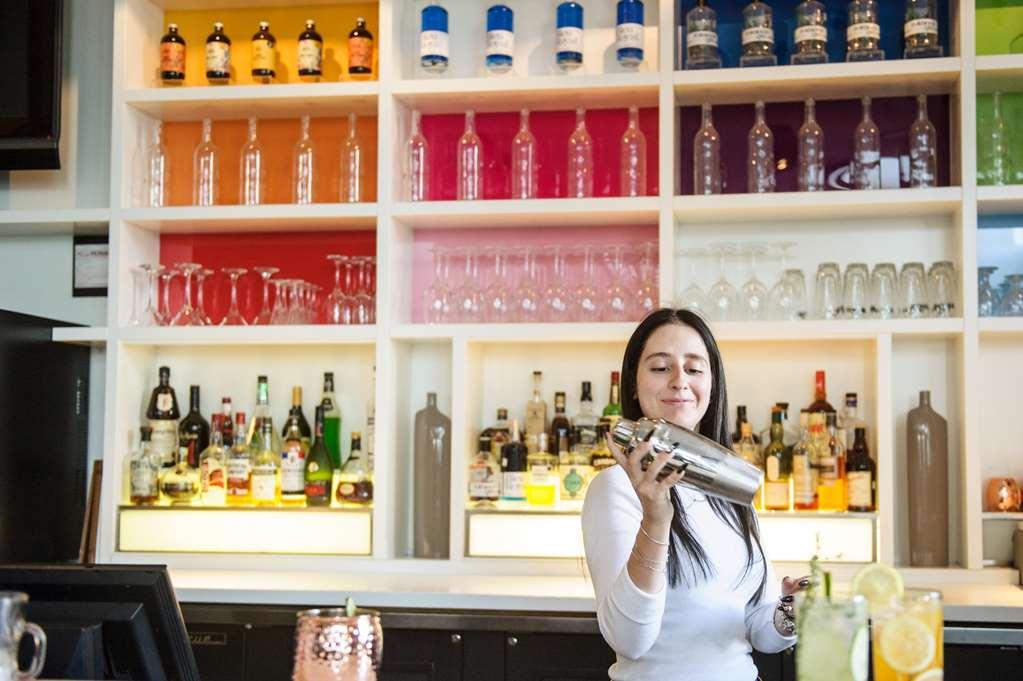 Hôtel Alt Quartier DIX30 Brossard Restaurante foto