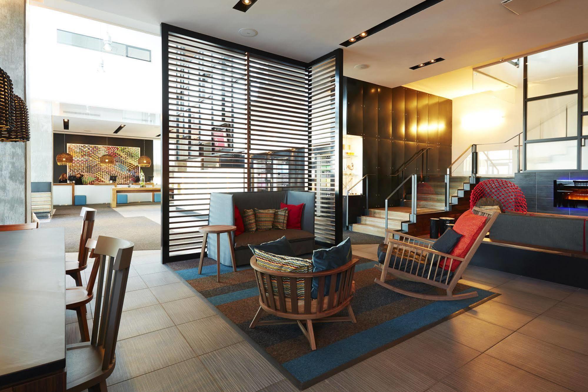 Hôtel Alt Quartier DIX30 Brossard Exterior foto
